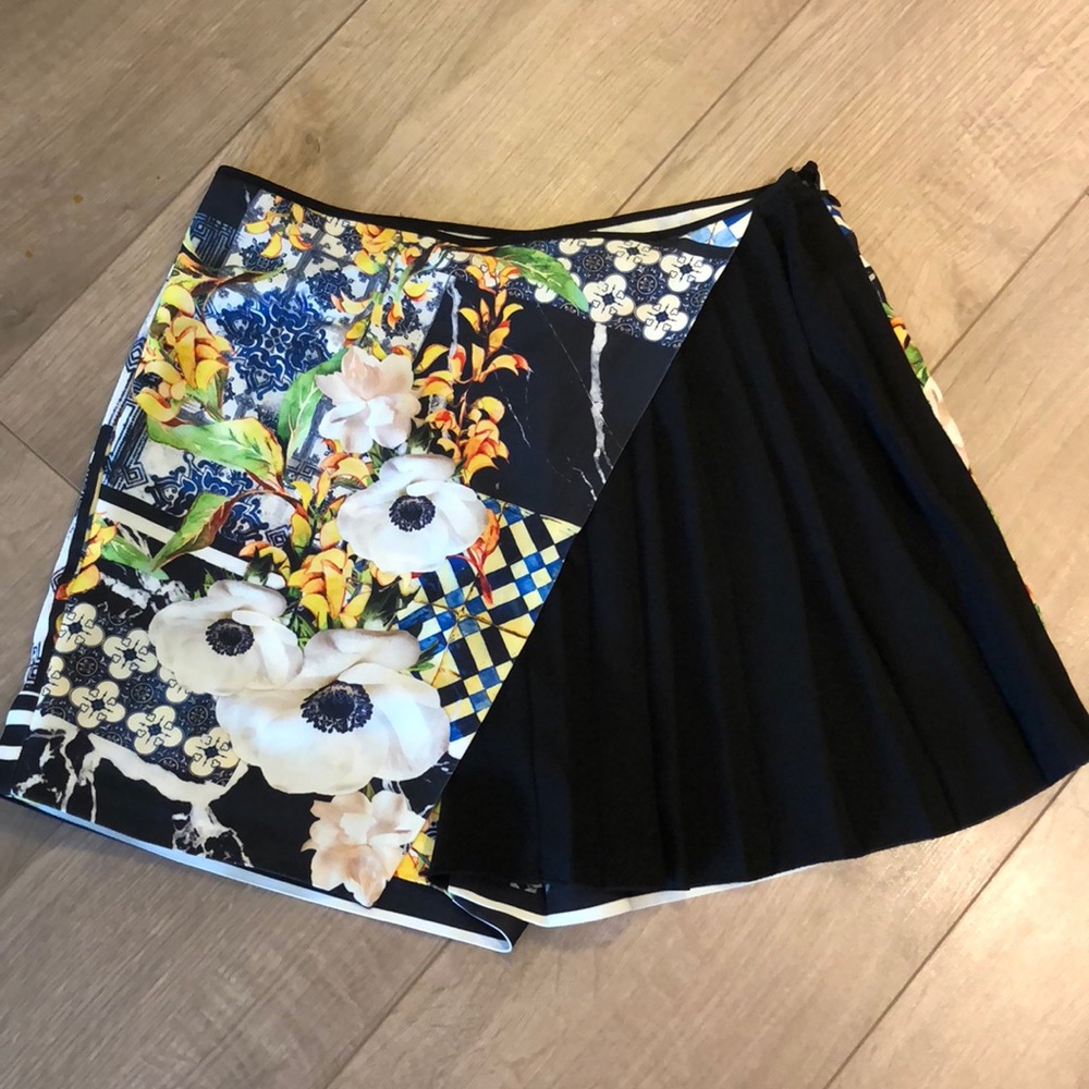 Clover canyon skort! So cute!!!